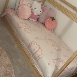 Hello Kitty Bedroom Set
