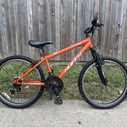 Huffy 24 in. Incline Boys Mountain Bike Orange