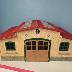 Schleich Horse Stable/Accessories
