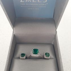 Zales Emerald Earrings & Ring Set