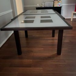 Beautiful Solid Wood & Glass Table – Collapsible