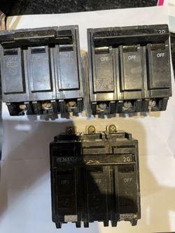 Breakers GE 20amps 3 Phase Bolt On