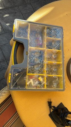 Handyman’ Hardware Container
