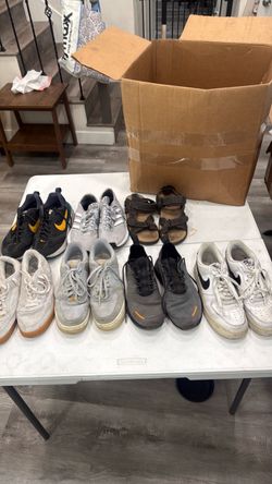 Men’s sneaker bundle