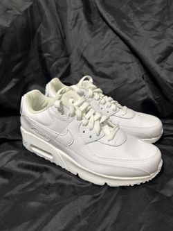 Nike Air Max 90 Women’s Size 6.5 Triple White