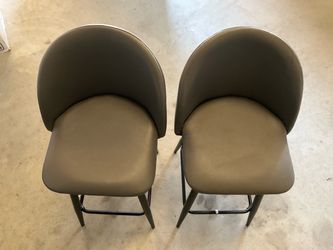 Counter height bar stools