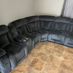 New Reclining Sectional.  Grey Plush Velvet.  114” X 104”.  Free Delivery!
