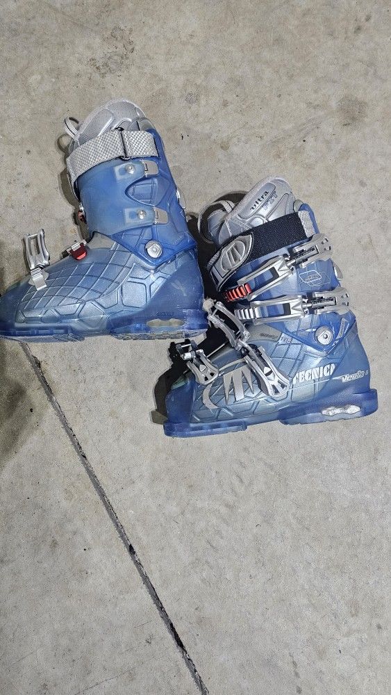 Technica Vento Womans Ski Boot