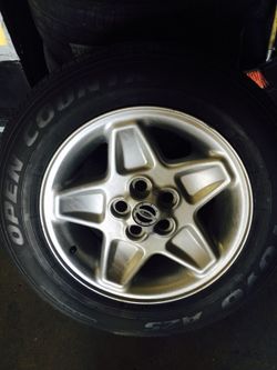Land Rover wheels