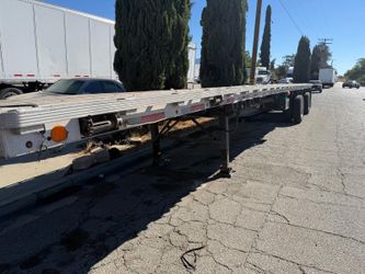 1996 Reinke Flatbed Trailer