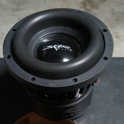 1 SKAR EVL8"  D2 SUBWOOFER 600WATTS RMS 1200 PEAK $75