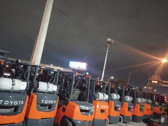 FORKLIFT TOYOTA   5000#