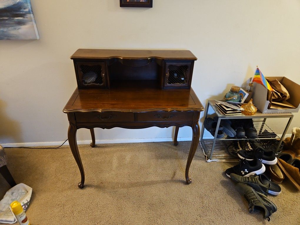 Hammary 1900s Antique Desk
