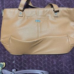 Clothes/purses