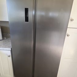 Frigidaire Side By Side Fridge
