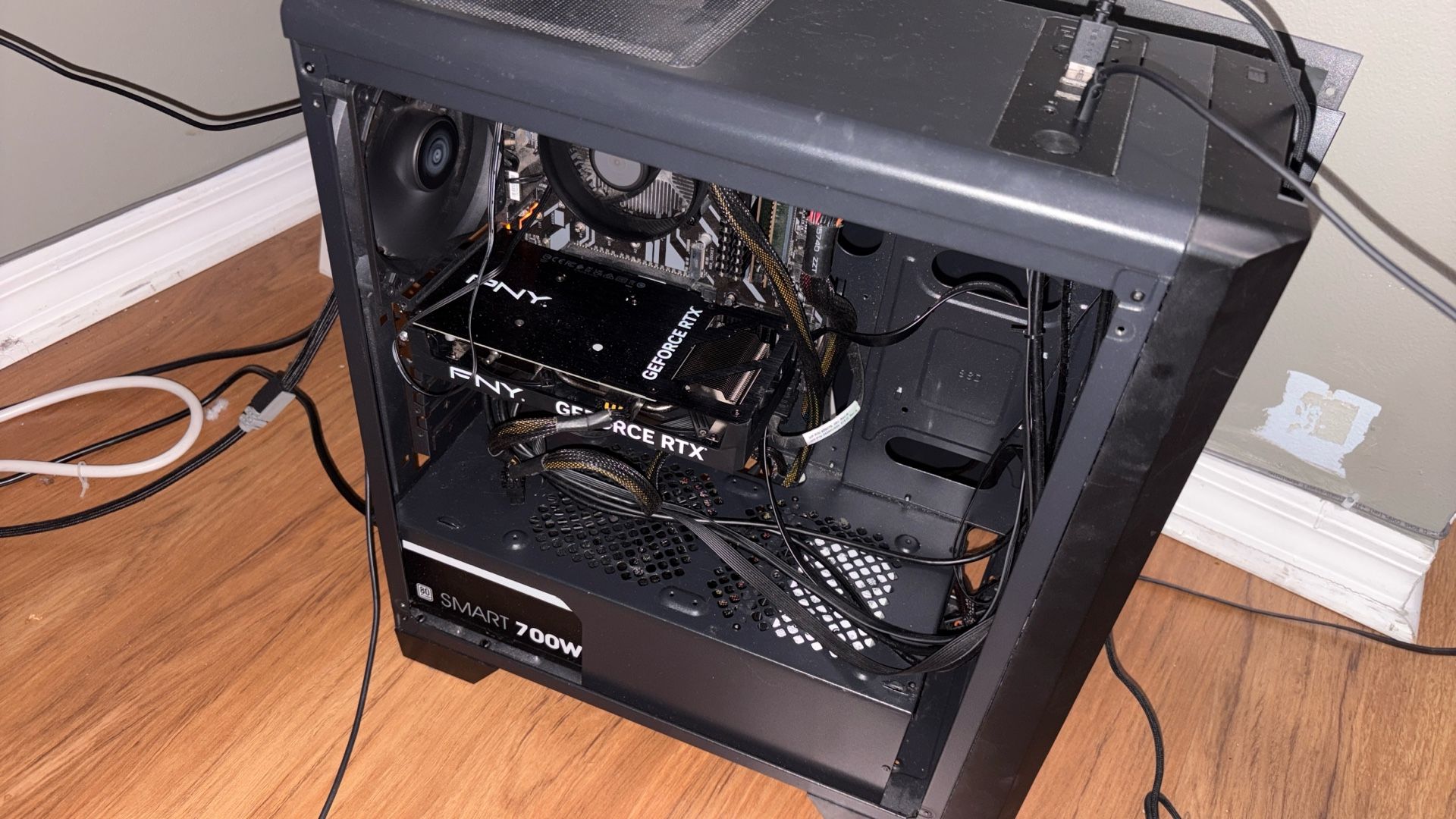 FULLY STACKED PC BUILD RTX 4060 RYZEN 7 32GB AND 3 HARD DRIVES