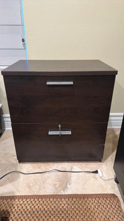 Free office Cabinet
