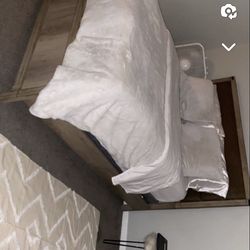 Queen Size Bed & Dresser 