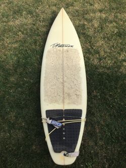 6-4 T. Patterson Surfboard!!