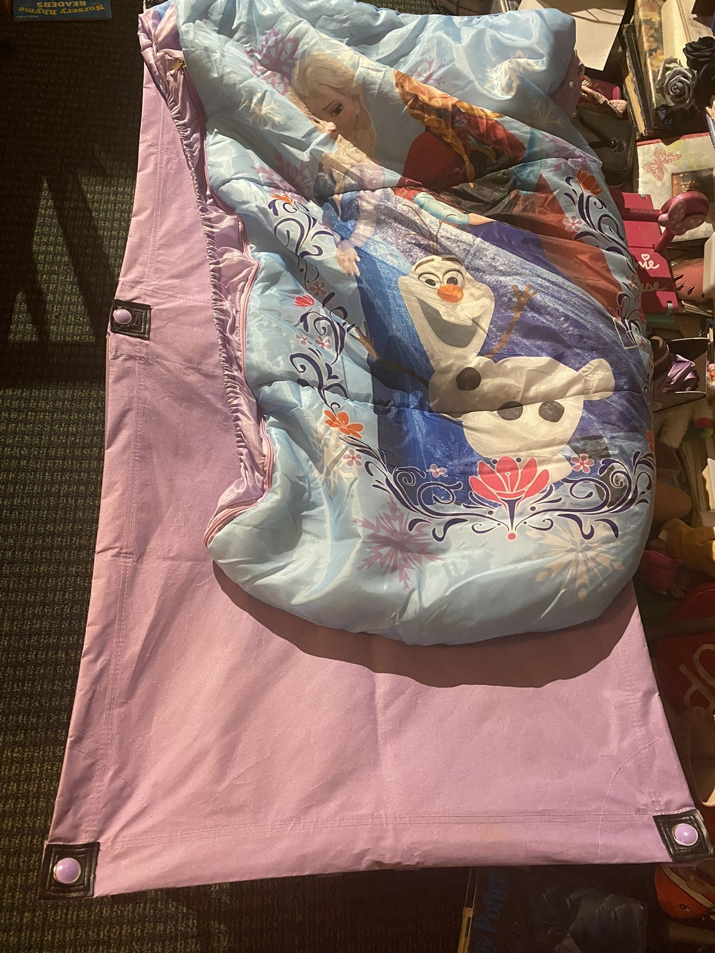 Toddler Anna And Elsa Frozen Cot Delivery 