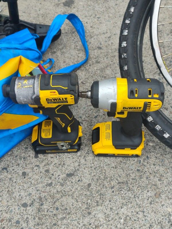 2 DeWalt Drills With Battery
