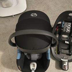 Cybex Aton M infant Car Seat With Base