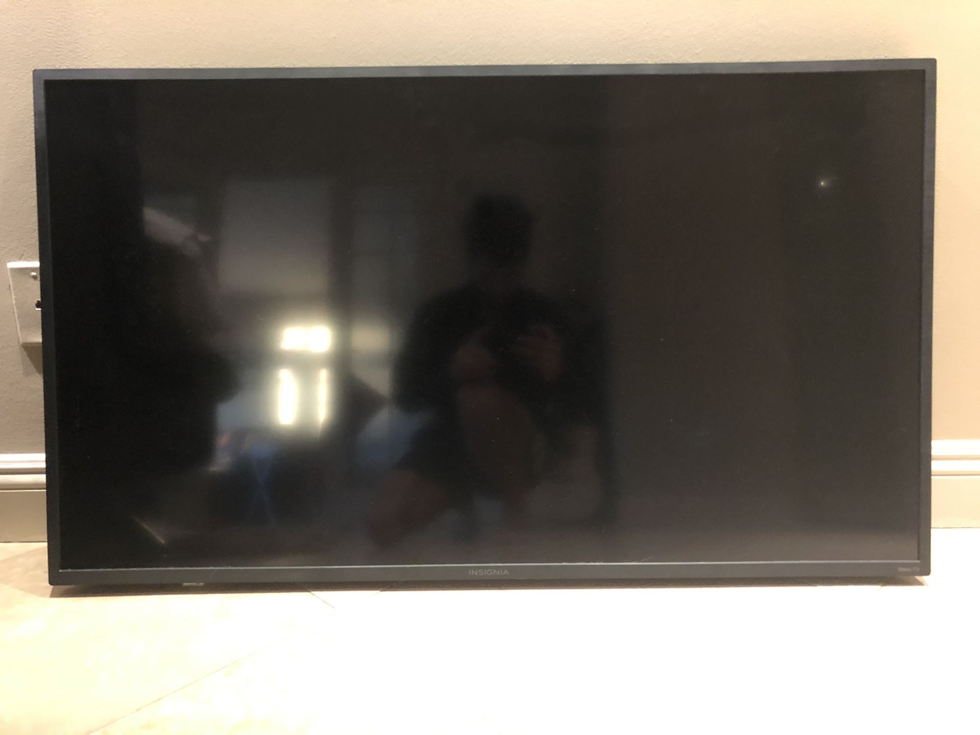 Insignia 50 inch Roku TV 4K for Sale in San Diego, CA OfferUp
