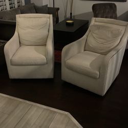 Living Room Swivel Chairs 