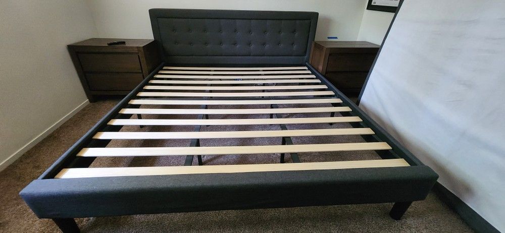 King Bed Frame *Deliver