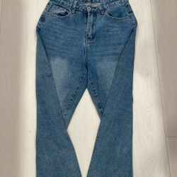 High Waisted Blue Jeans