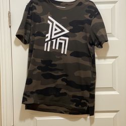 Mens American Eagle Camo Tshirt