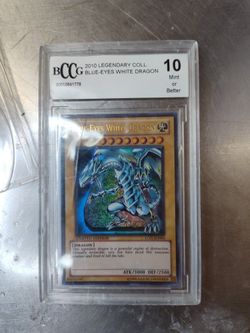 Yu-Gi-Oh Graded 10 Blue Eyes