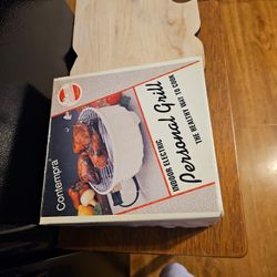 Personal Electric Cooking Grill & Wooden Cutting Board