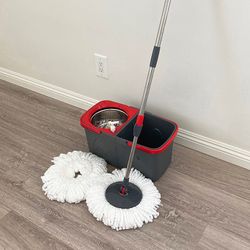 BRAND NEW $20 Spin Mop Bucket Floor Cleaning Set Includes 2pc Microfiber Replacements