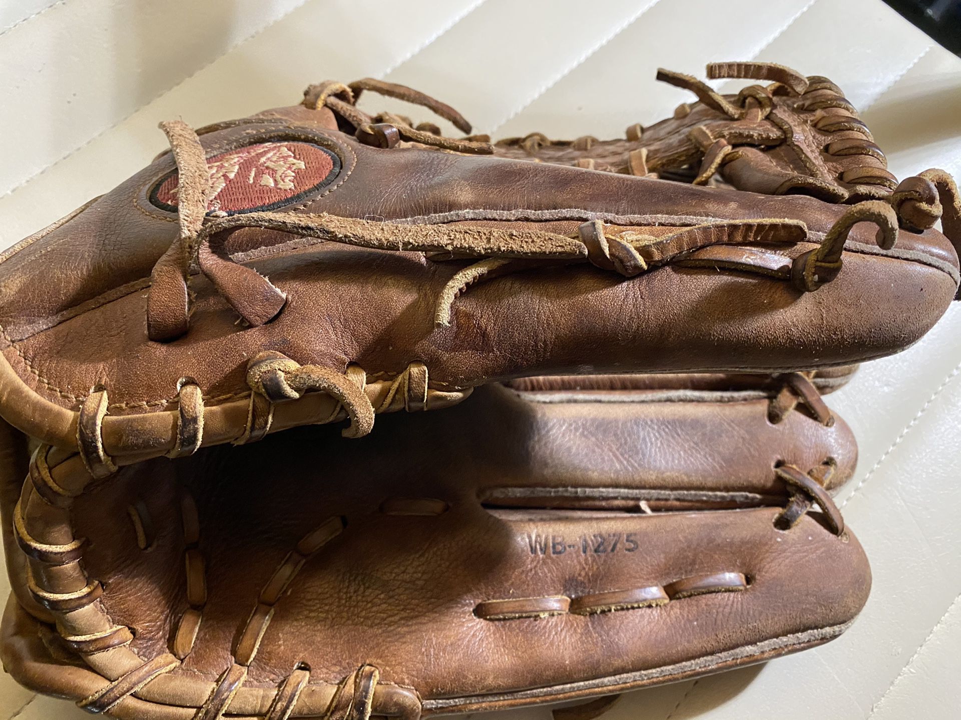 Nokona Baseball Glove Excellent condition