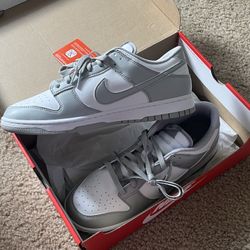 Nike Dunk Low Retro Men’s Grey and White 