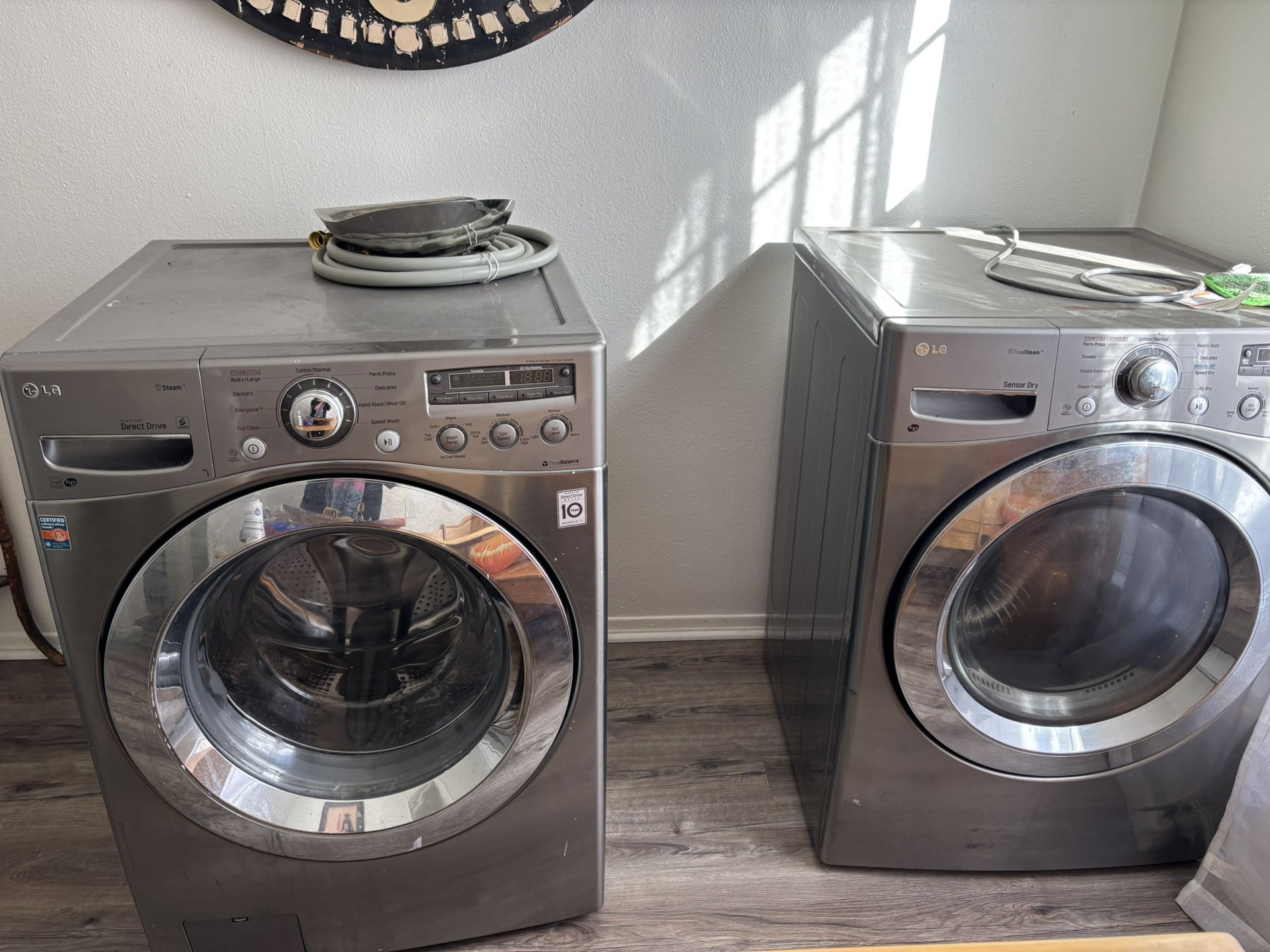 LG Washer And Dryer Combo