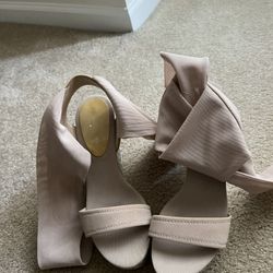 Donald J Pliner Wedges