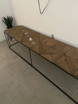 HD Buttercup Coffee Table