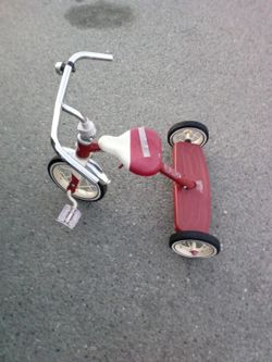 VINTAGE Radio Flyer TRICYCLE