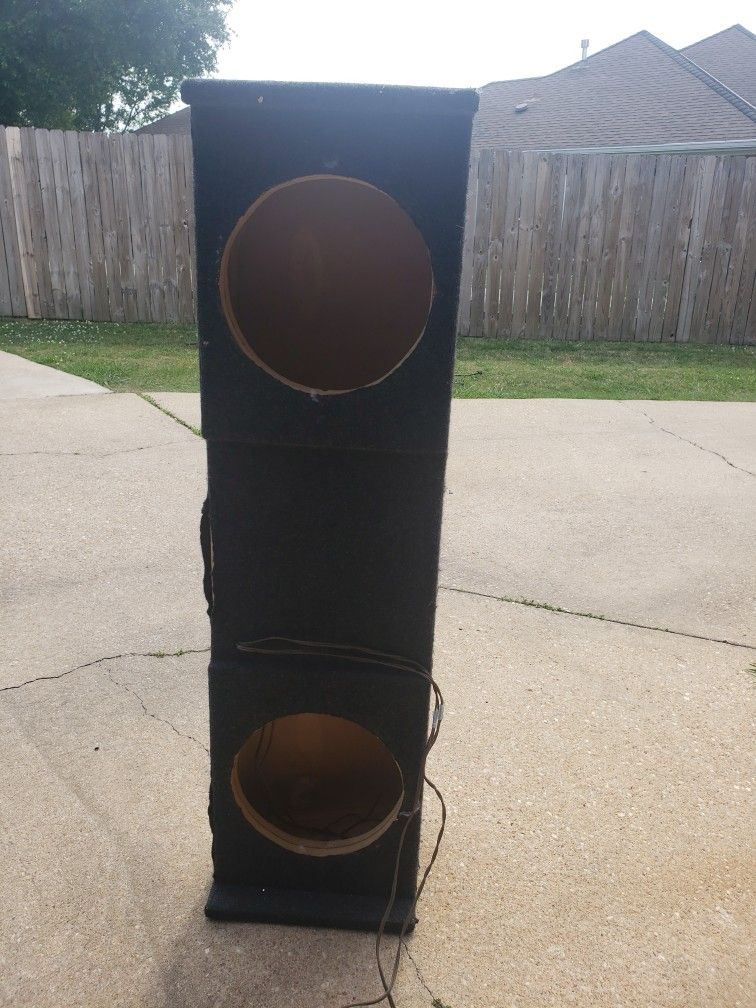 Nissan Titan Speaker Box