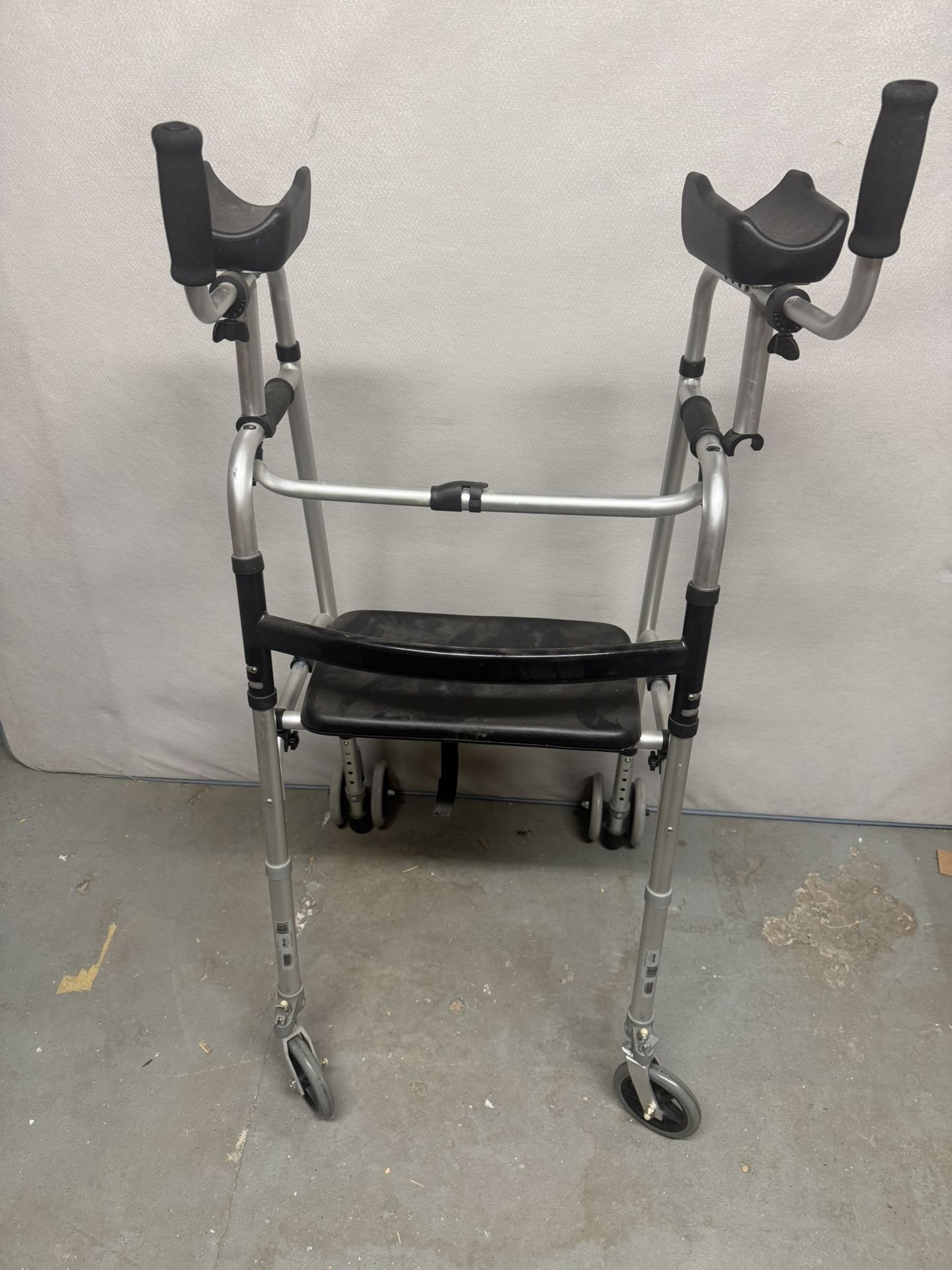 Elderly Walker For Seniors