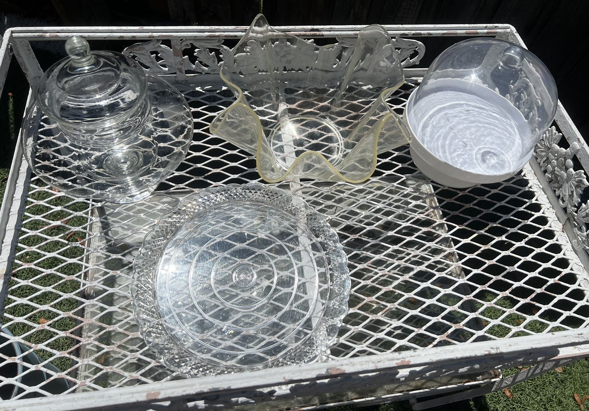 Entire party set $10