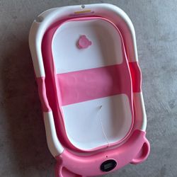 Collapsing Baby Bathtub 