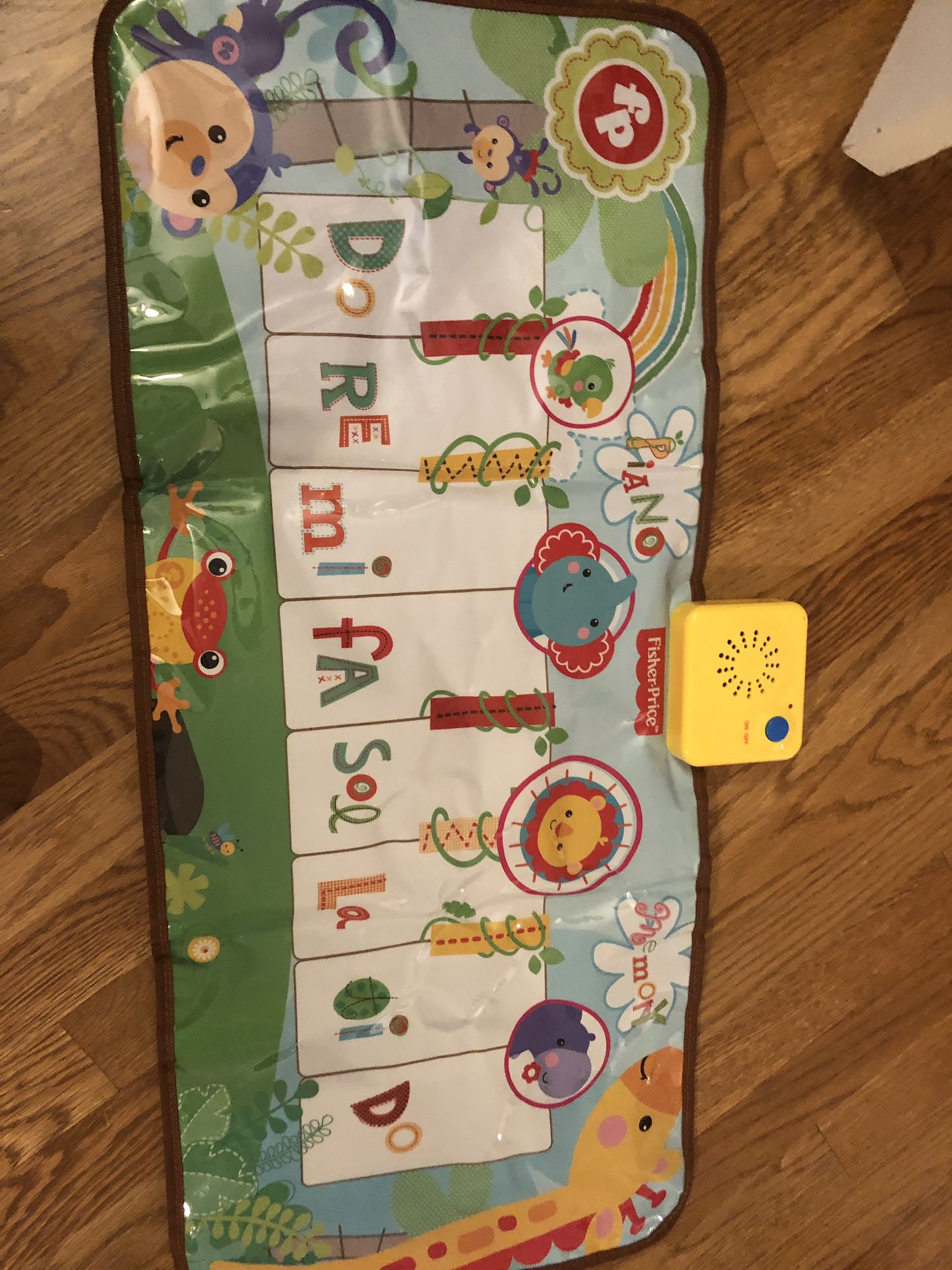 Fisher-Price Music - Piano/Keyboard - Dancin' Tunes Music Mat - Step On & Learn to Play with This El