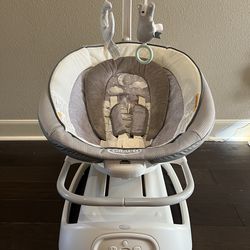 Graco Sense2Soothe Baby Swing – LIKE NEW – $85