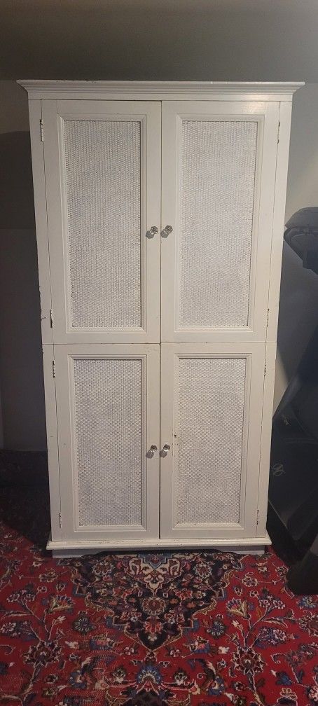 Pier 1  Armoire