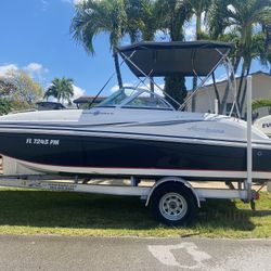 2013 Hurricane Sundeck 