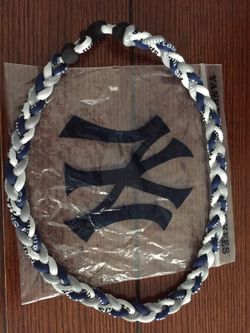 New York Yankees necklace