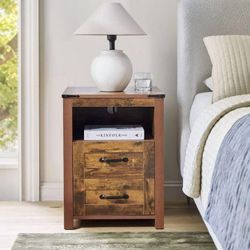 Farmhouse Nightstand with Charging Station & Drawers, Brown Wood Bedside Table, End Table with 2 Storage Drawers & USB Ports for Bedroom, Dorm